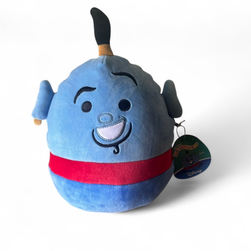 ❌❌DO NOT PURCHASE❌❌
-No longer available-
Disney Blue and Red Genie Squishmallow